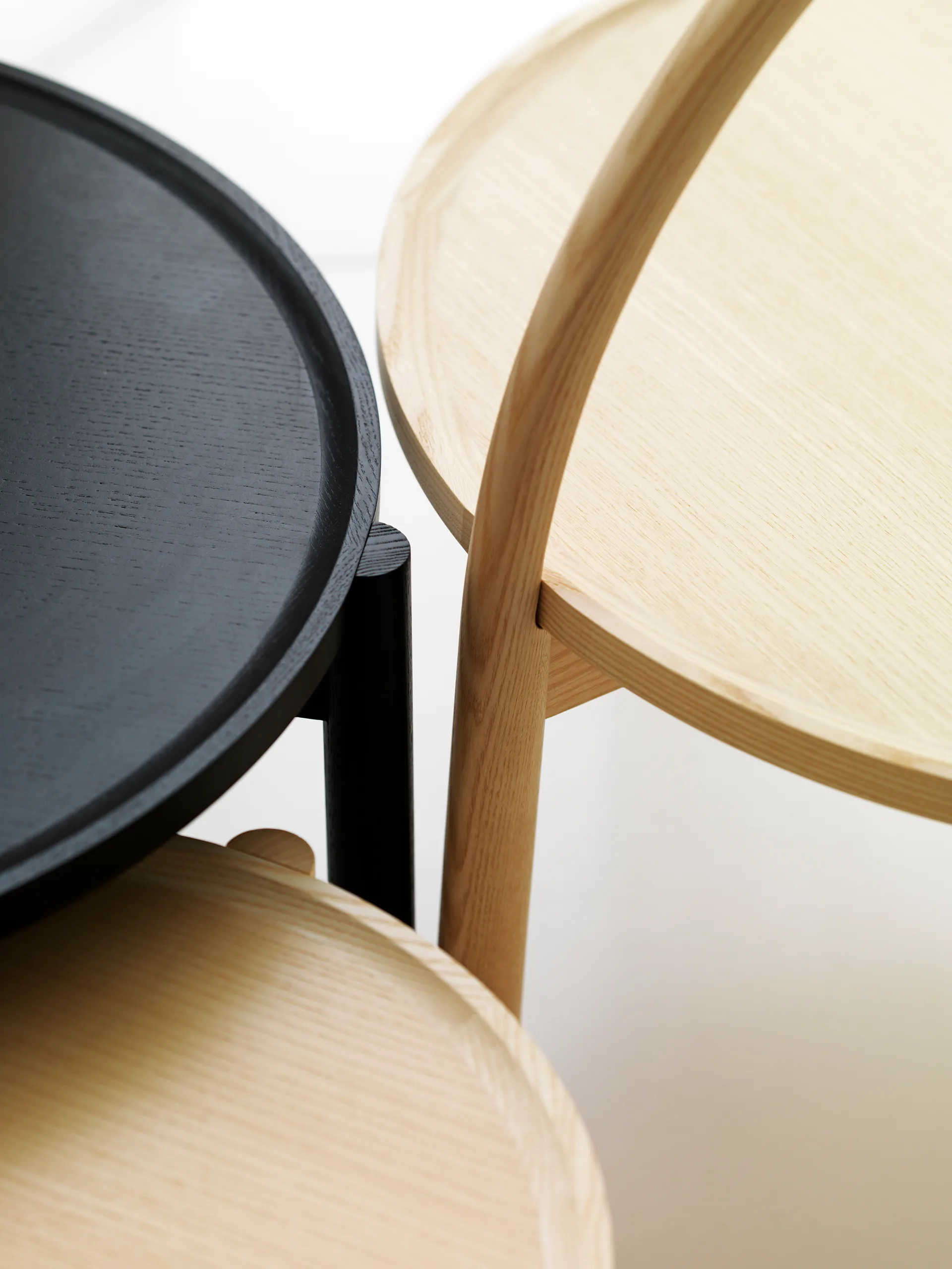 Elna sohvapöytä, Saarni-white-Ø60 cm m. kahvalla Gärsnäs