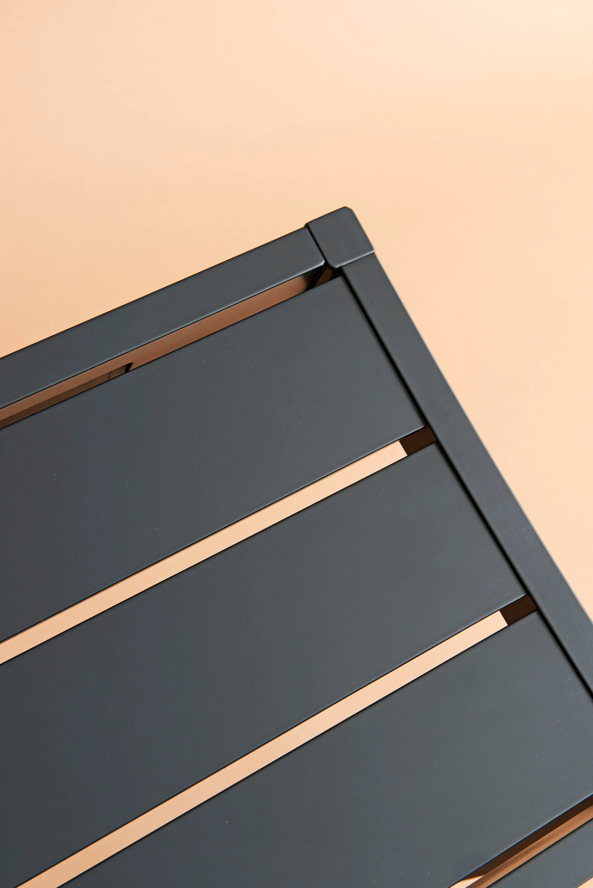 Ronja tuoli, Pyökki-musta petsi Gärsnäs