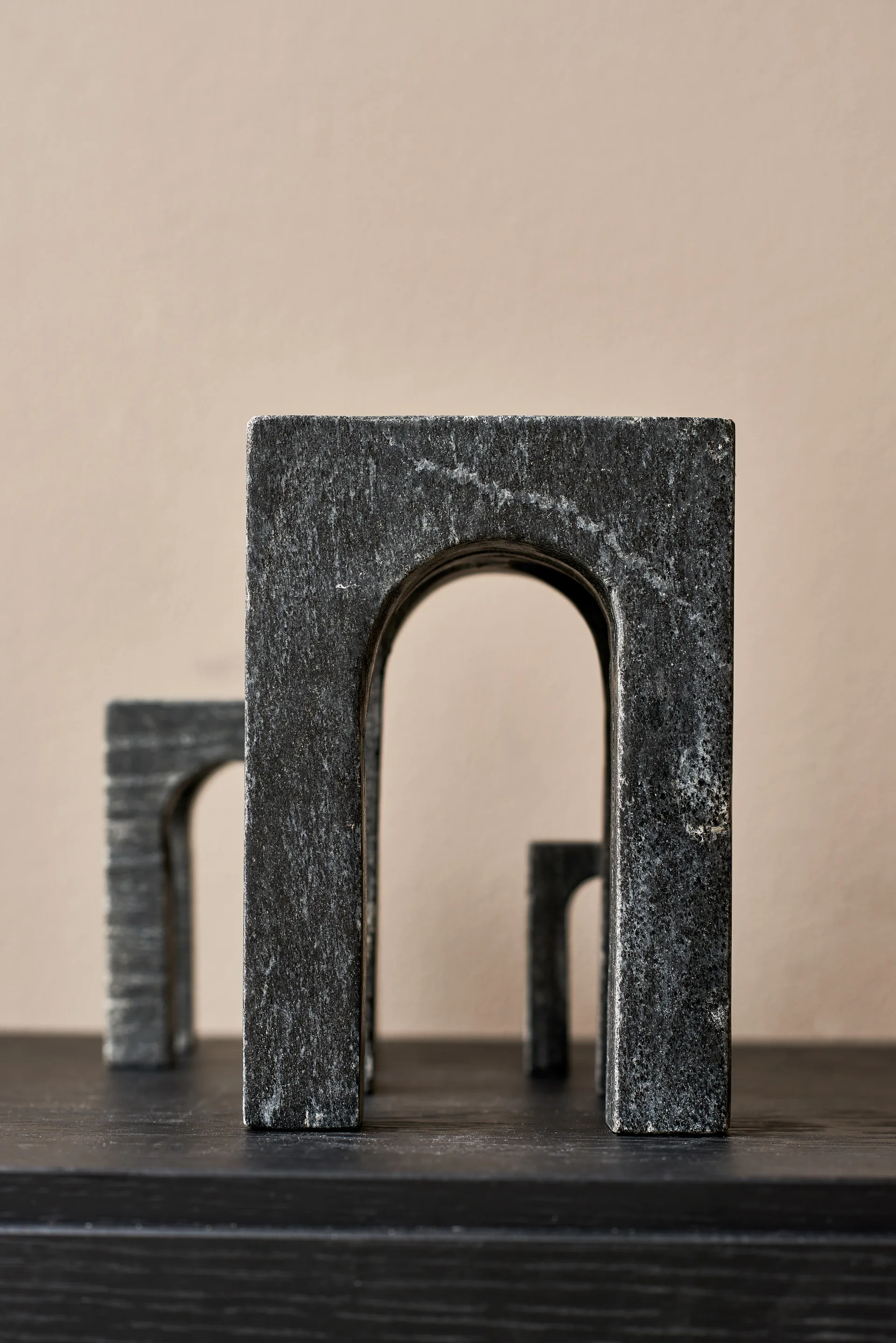 Arkis kirjatuki 3 osaa, Musta Gejst