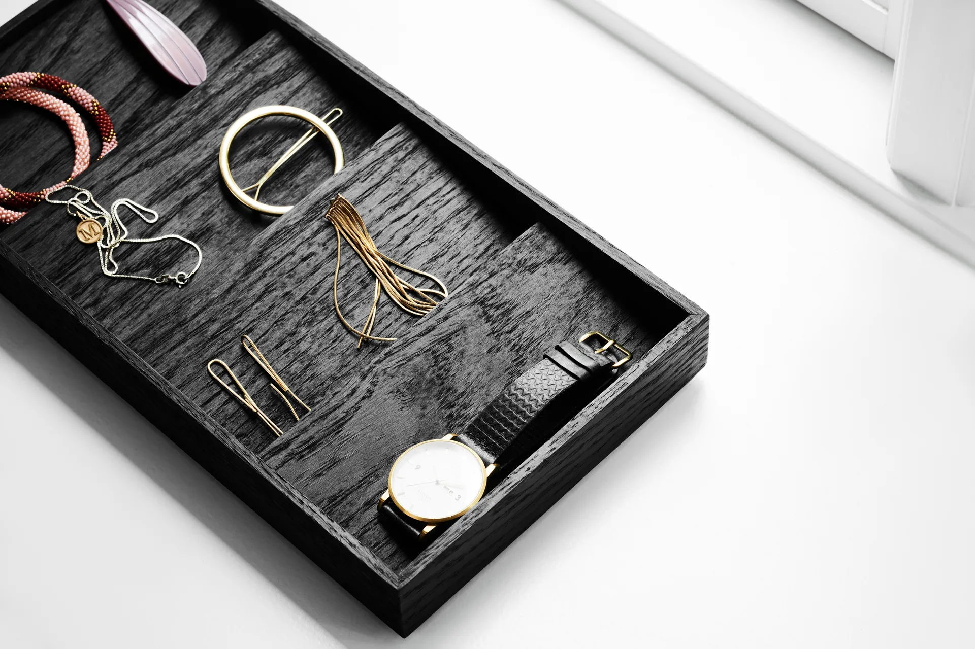 Duune organizer 4 tarjotin, Musta Gejst