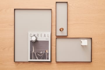 Frame tarjotin small 11x32,4 cm - Savutammi-harmaa - Gejst