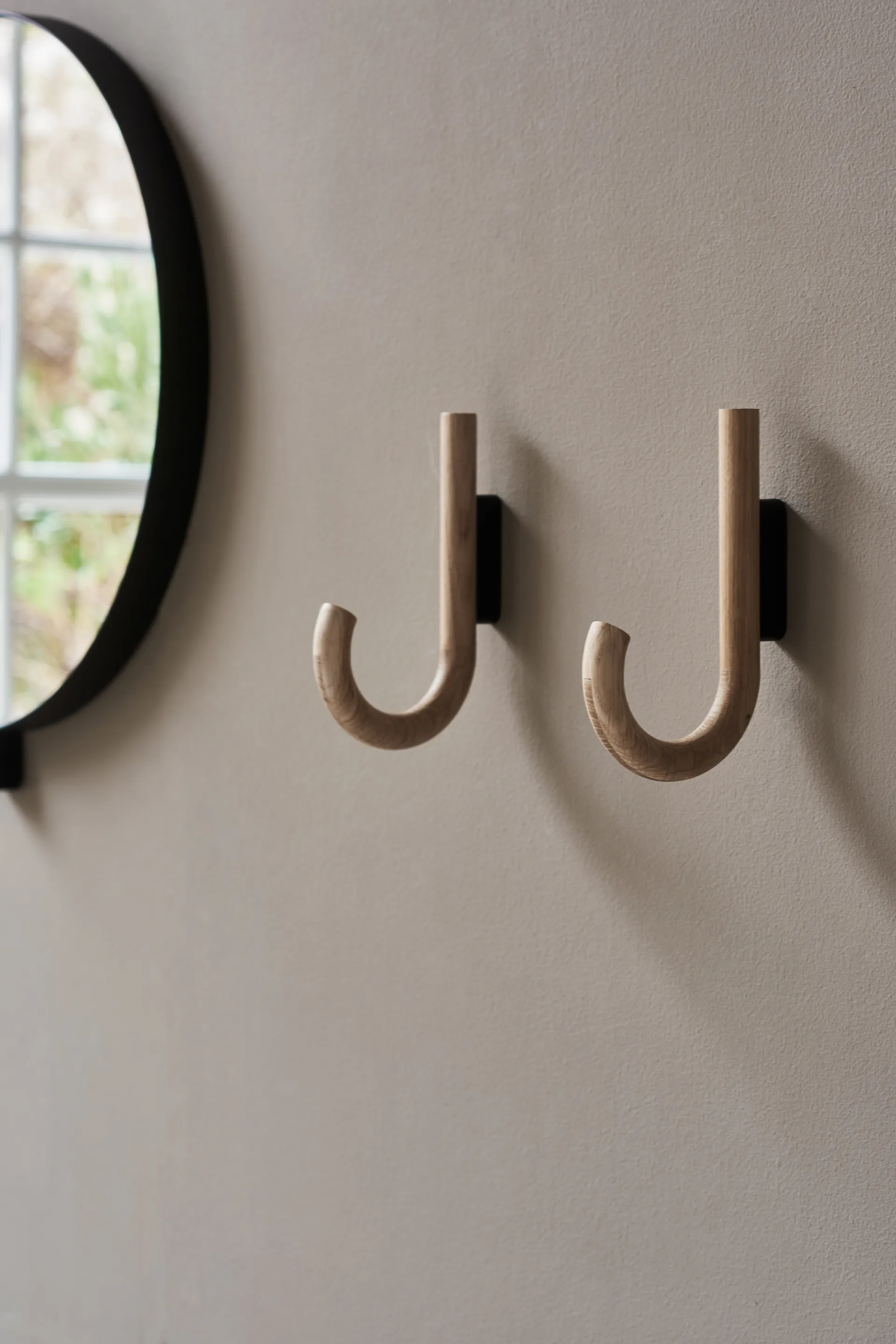 Hook koukku 19 cm, Tammi-musta Gejst