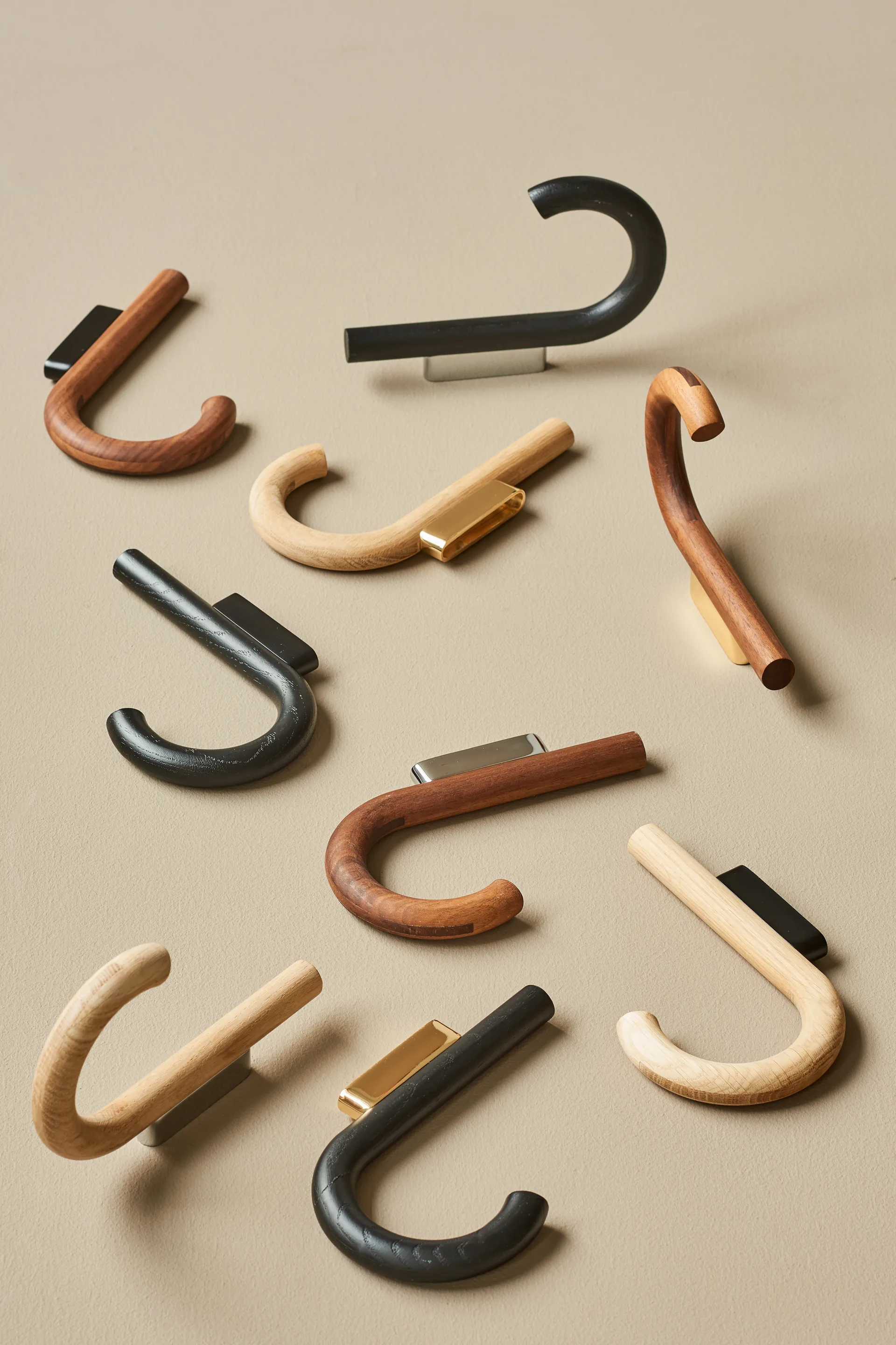 Hook koukku 19 cm, Tammi-musta Gejst