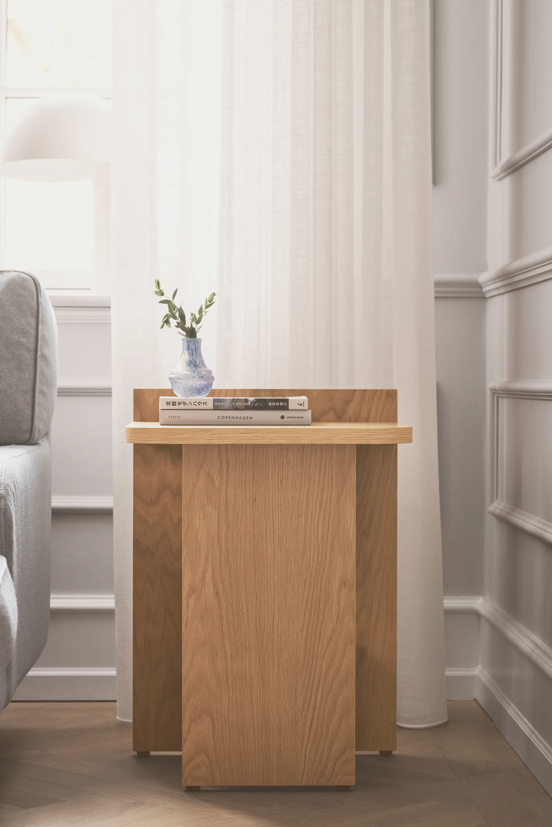 Ismo sivupöytä, Tammi Gejst