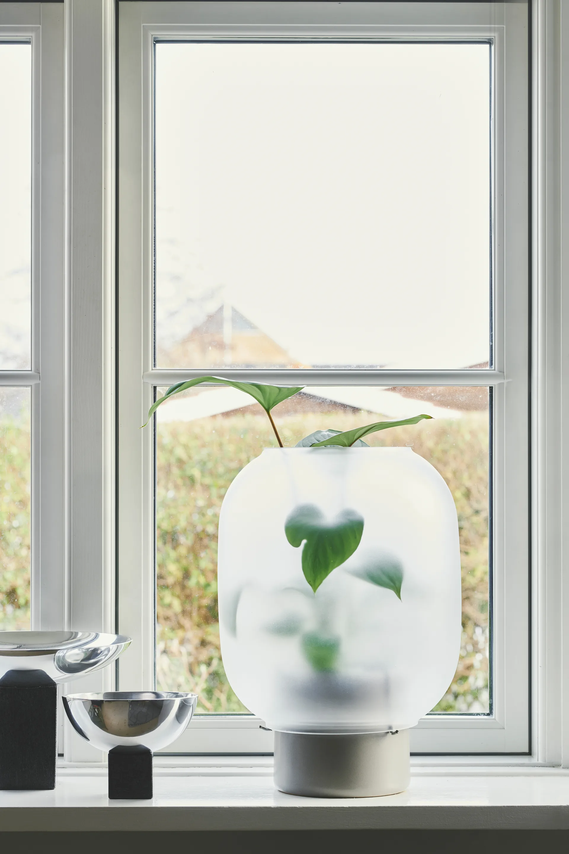 Nebl ruukku huurrutetulla lasilla Ø 26 cm, Harmaa Gejst