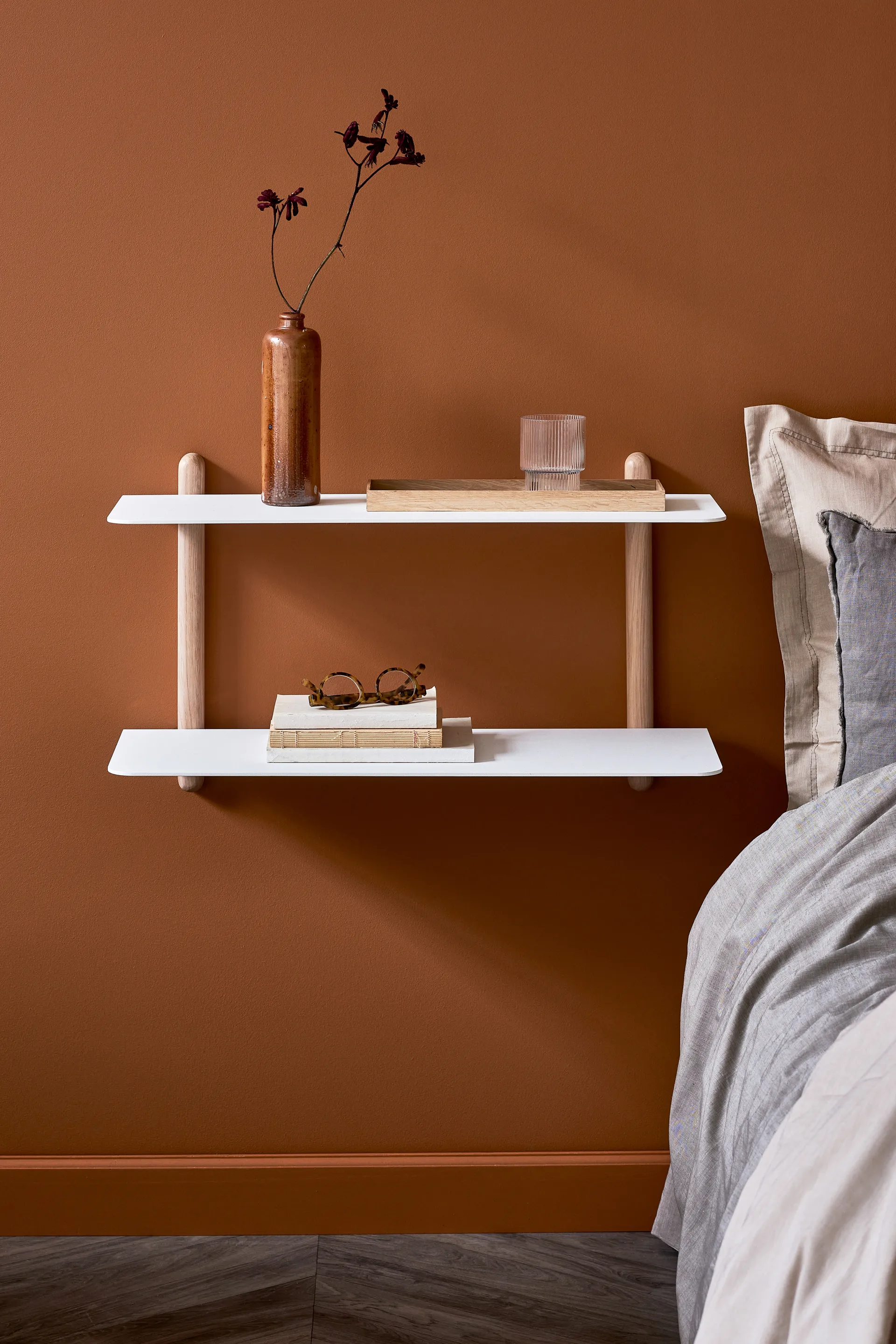 Nivo hylly F large, Vaalea tammi-valkoinen Gejst