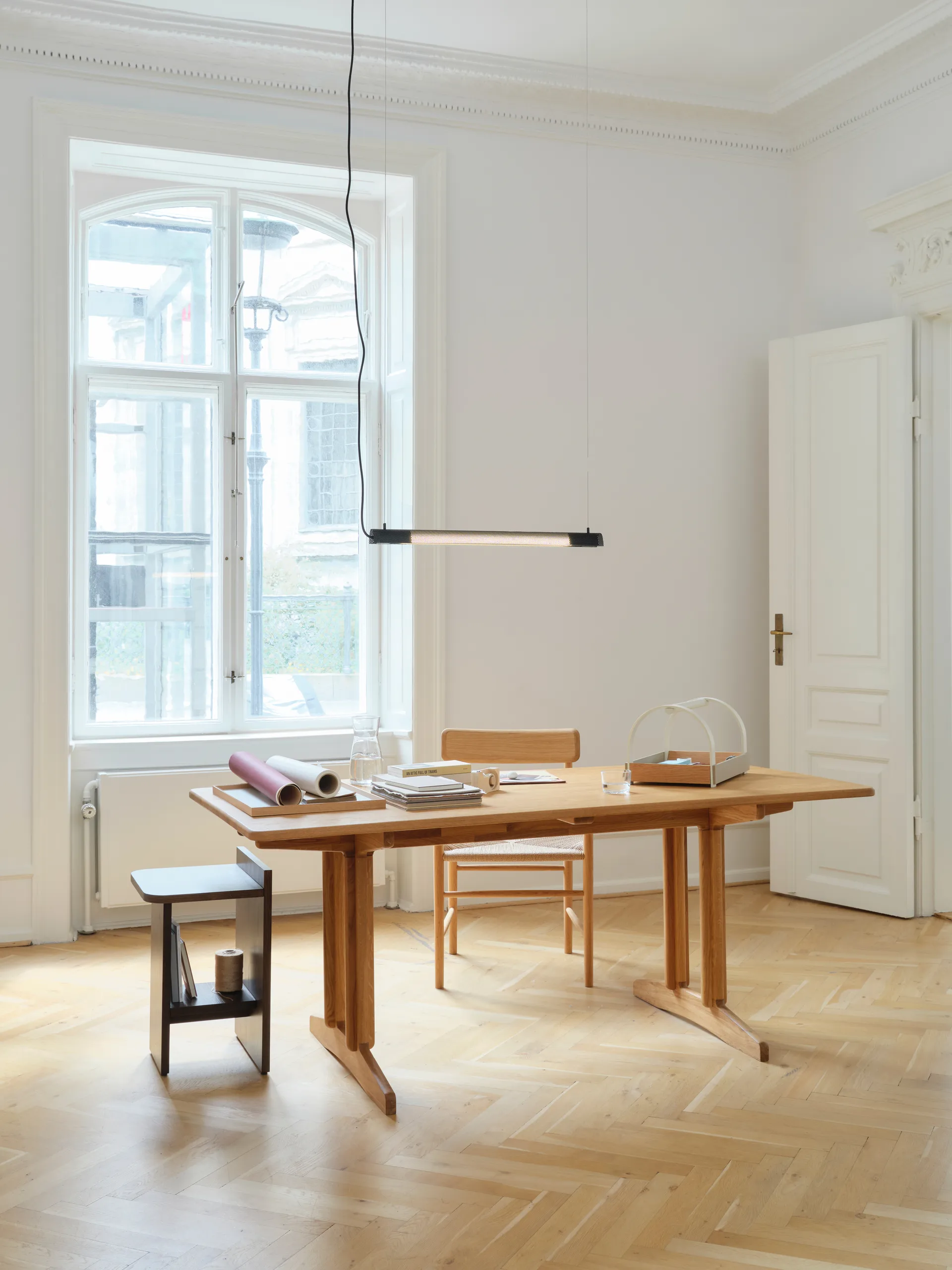 Radent riippuvalaisin short 70 cm, Musta Gejst