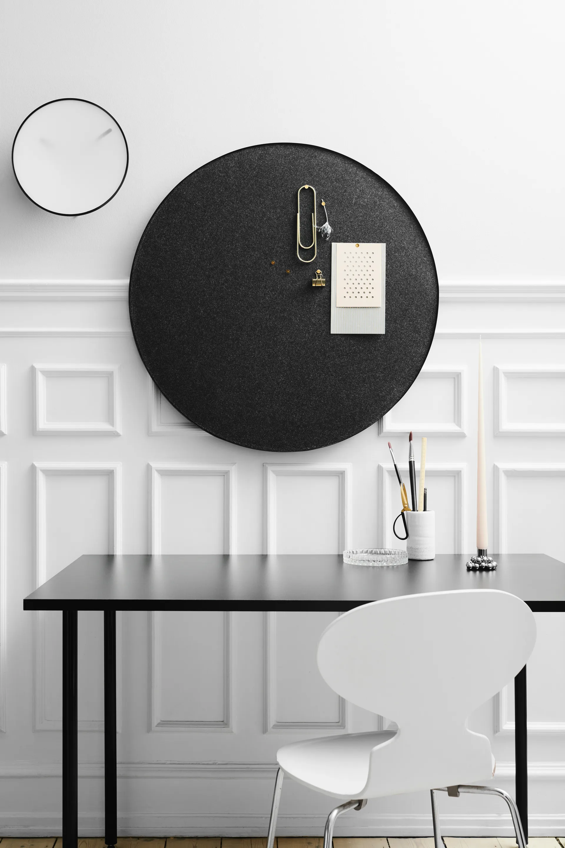 Retell pinboard ilmoitustaulu Ø 80 cm, Musta Gejst