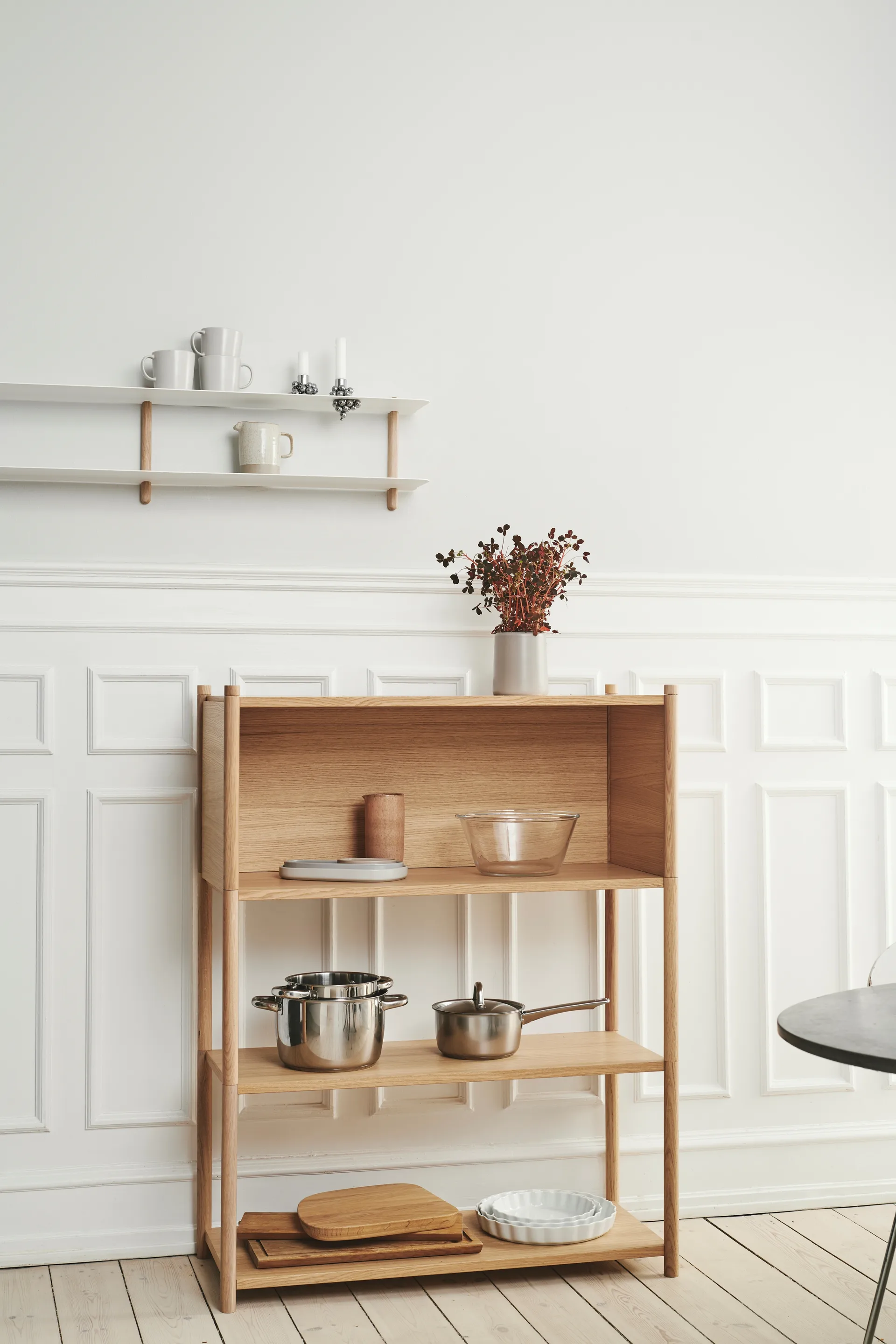 Sceene bookcase B, Vaalea tammi Gejst