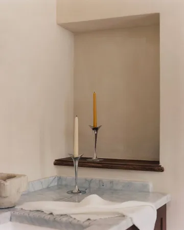 Bloom kynttilänjalat kruunukynttilöille - Ruostumaton teräs, pienet, 2 kpl - Georg Jensen