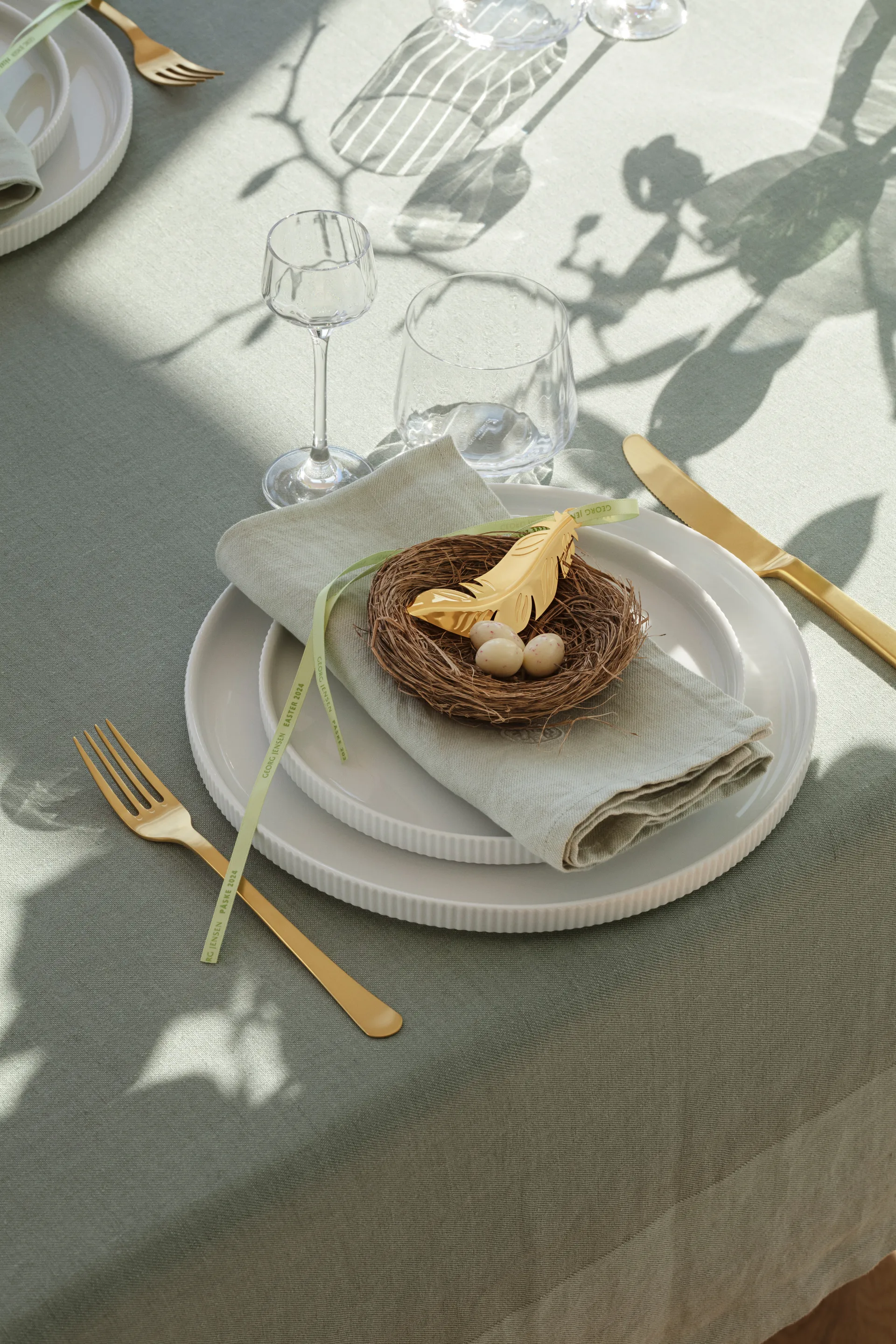 Georg Jensen pääsiäisriipus 2024, 18 K Kullattu Georg Jensen