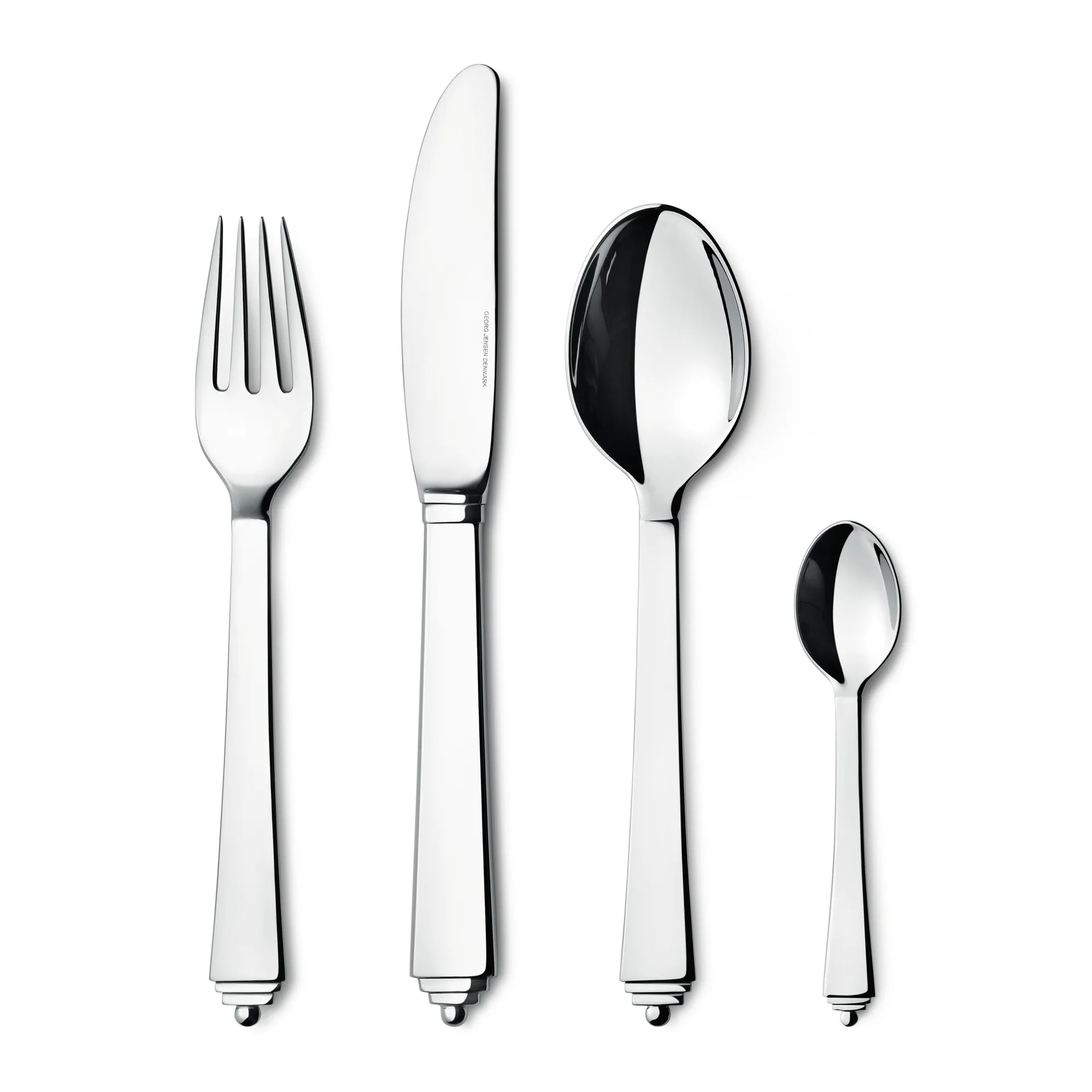 Pyramid aterinsetti, 16 osaa Georg Jensen