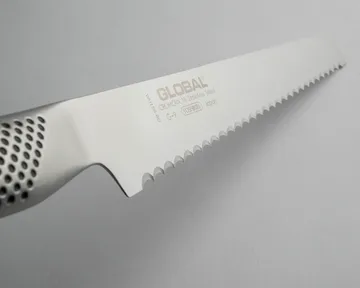 Global G-9R -leipäveitsi 22 cm hammastettu - ruostumaton teräs - Global