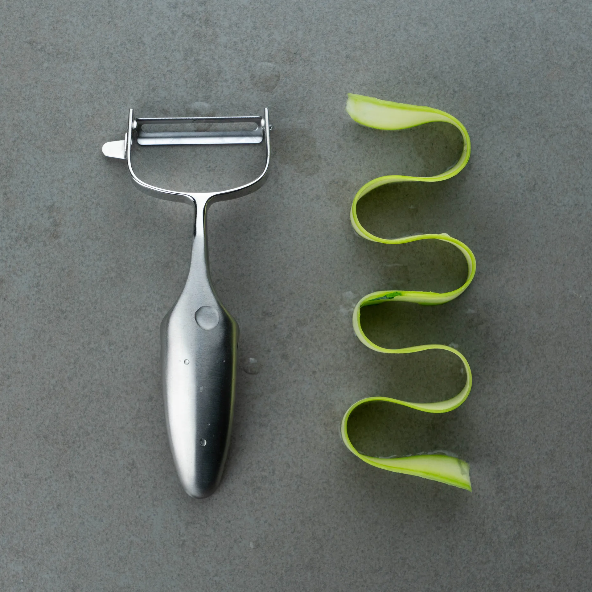 Global GS-68 Kuorimaveitsi 5 cm suora terä
, ruostumaton teräs Global