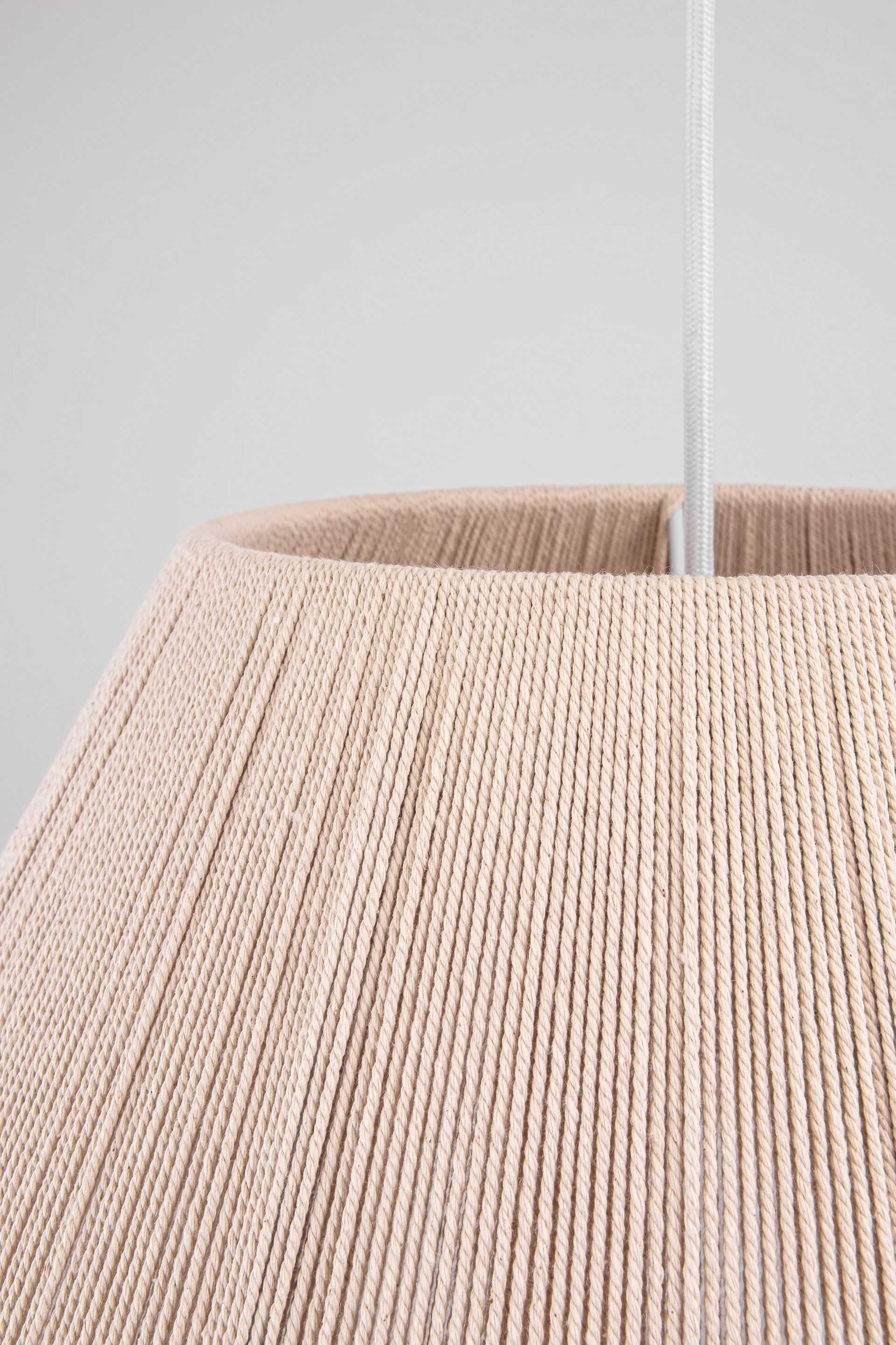 Anna riippuvalaisin Ø 50 cm, Luonnonvärinen Globen Lighting