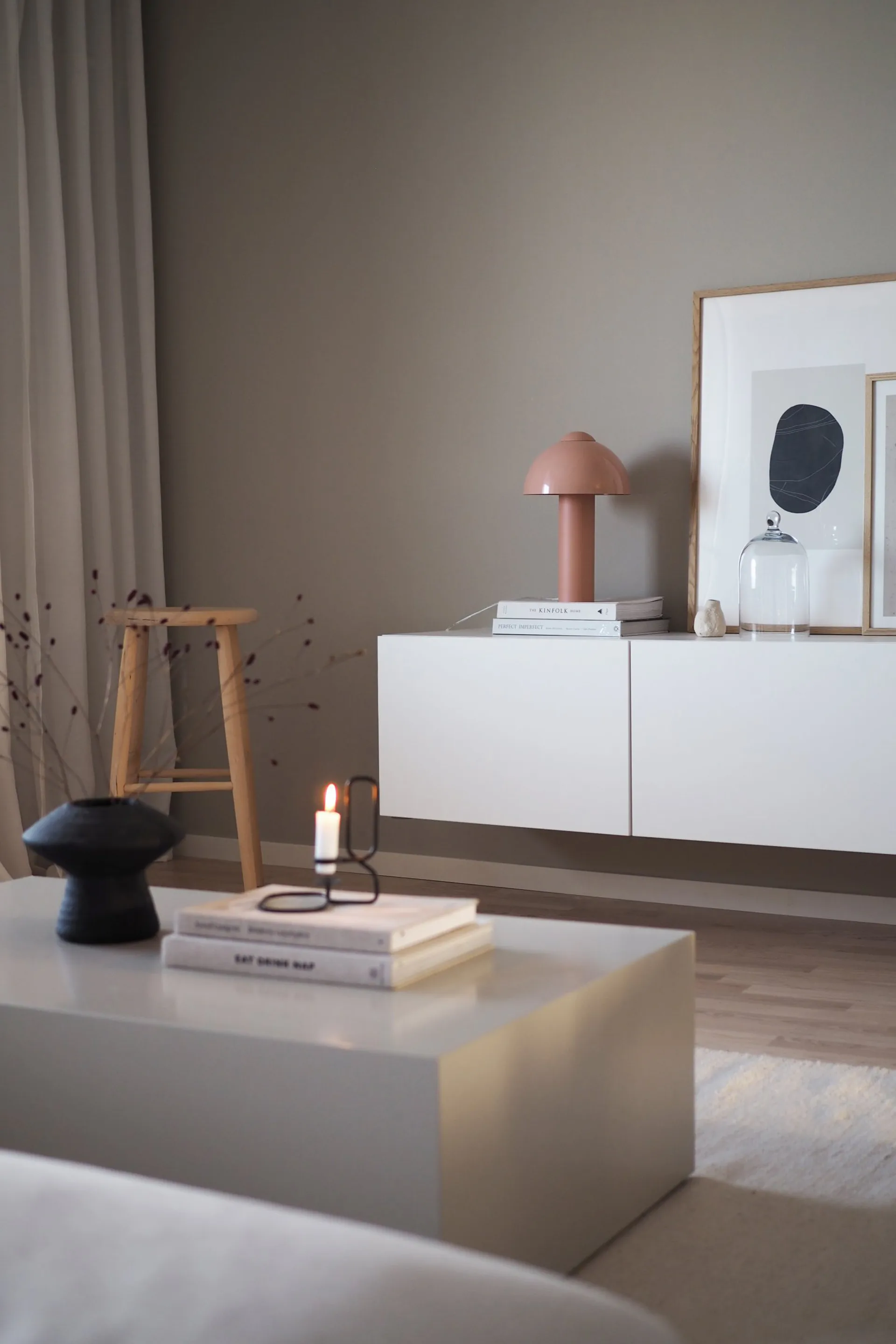 Buddy 23 -pöytävalaisin 36 cm, Blush Globen Lighting