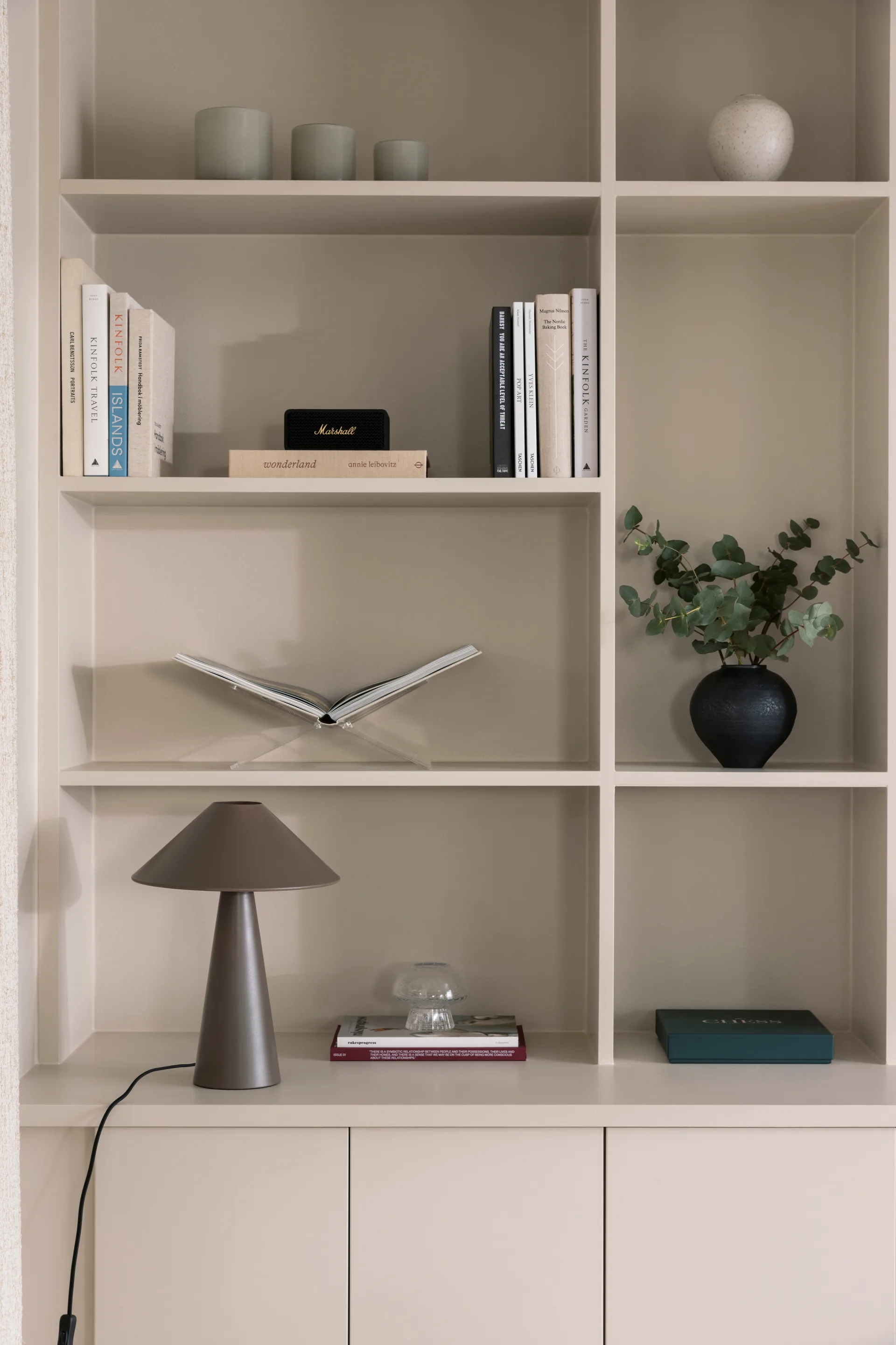 Cannes pöytävalaisin, Ruskea Globen Lighting