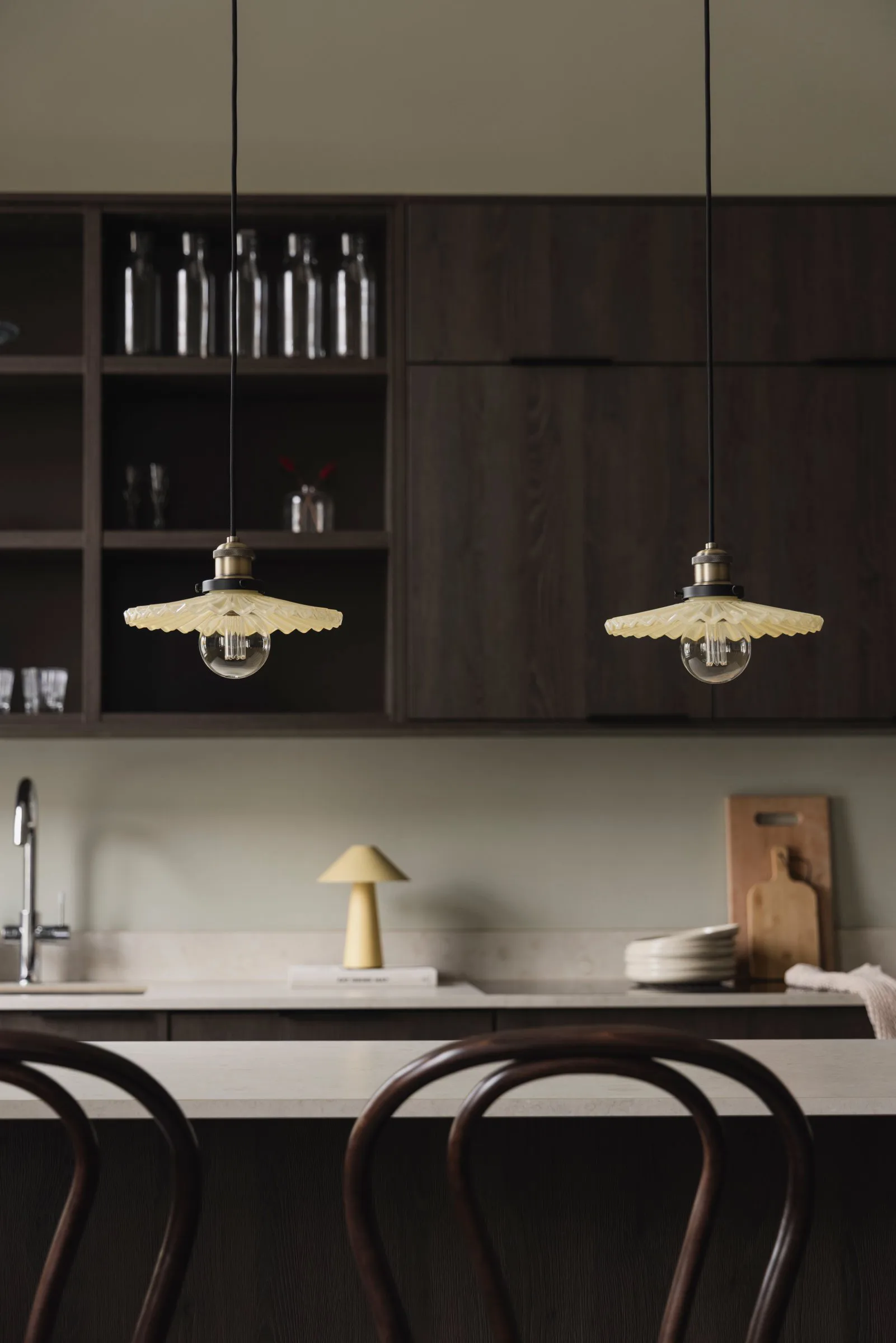 Cobbler hissivalaisin Ø 25 cm, Kreemi Globen Lighting