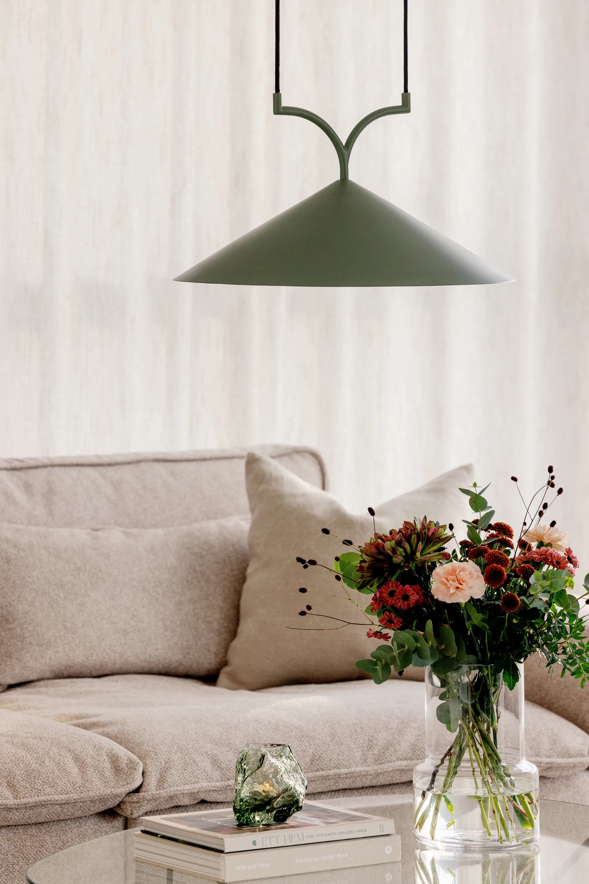 Curve riippuvalaisin 50, Vihreä Globen Lighting