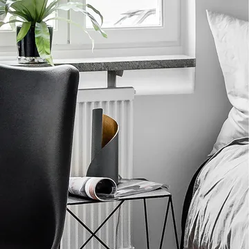 Eternity pöytävalaisin - Vaaleanpunainen/messinki - Globen Lighting