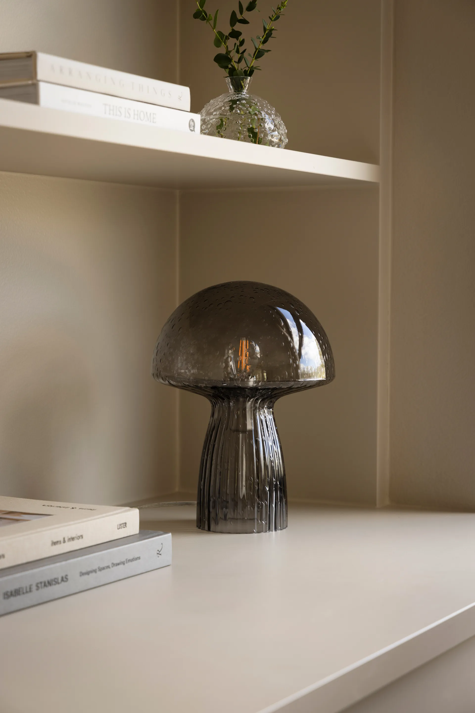 Fungo pöytälampun Special Edition Savu, Ø22 cm, K:30 cm Globen Lighting