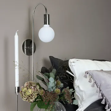 Grace seinävalaisin - kromi - Globen Lighting