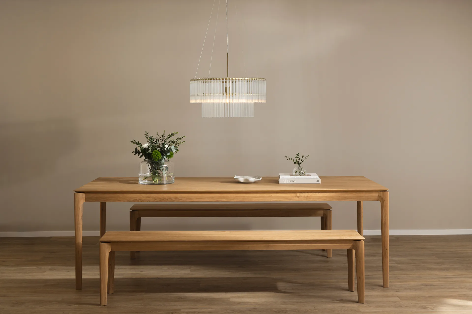 Hook 60 riippuvalaisin, Klar-harjattu messingistä Globen Lighting