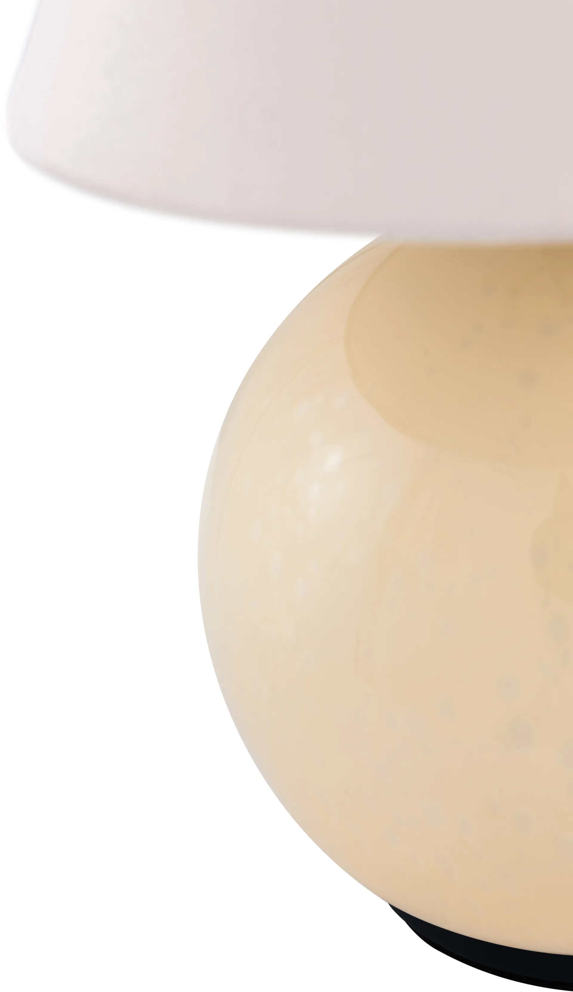 Iris 16 kannettava pöytävalaisin, Kreemi. Globen Lighting