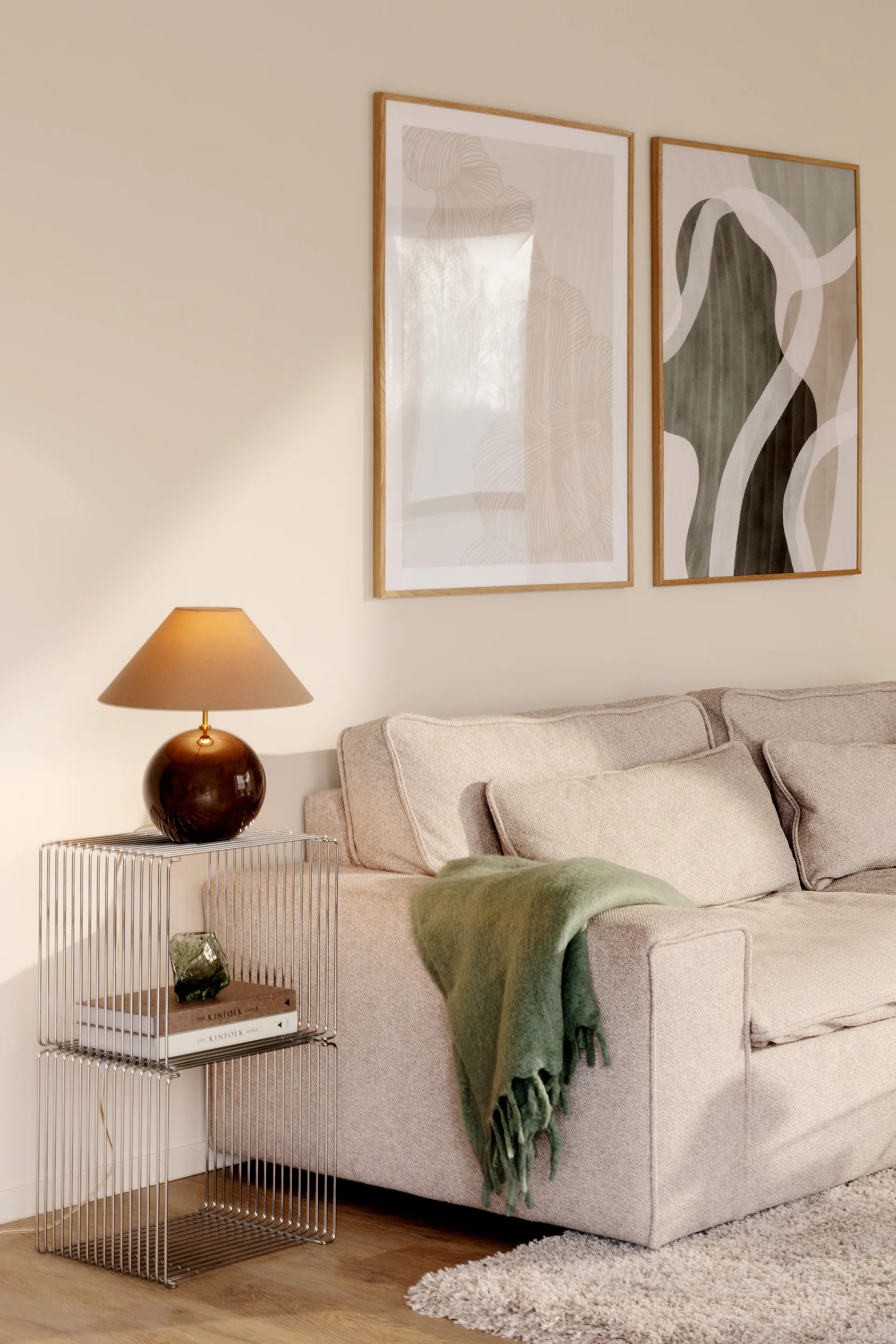 Iris 35 -pöytävalaisin 39 cm, Mocha. Globen Lighting