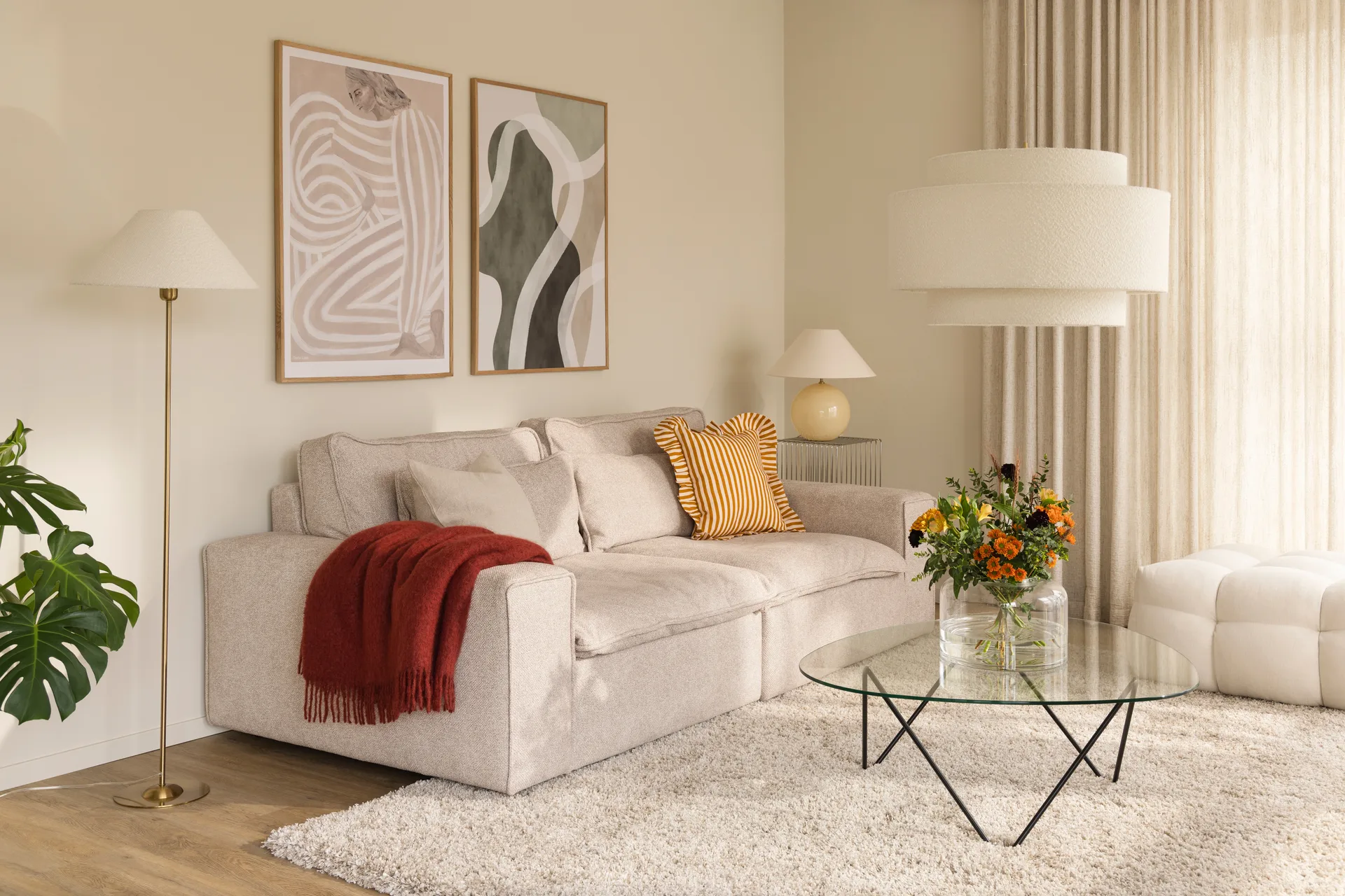 Iris 45 pöytävalaisin, Valkoinen Globen Lighting