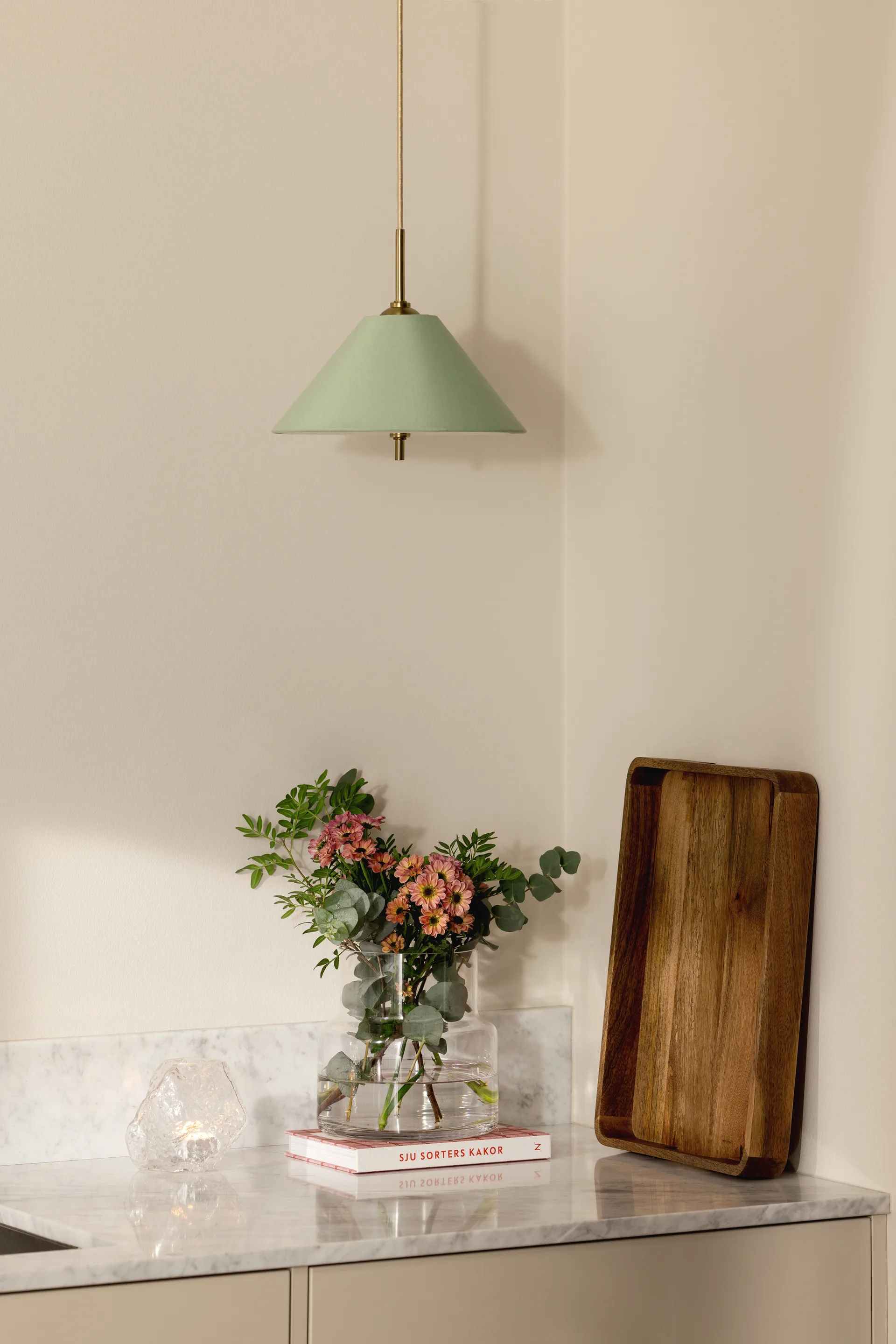 Iris riippuvalaisin 25, Vihreä Globen Lighting