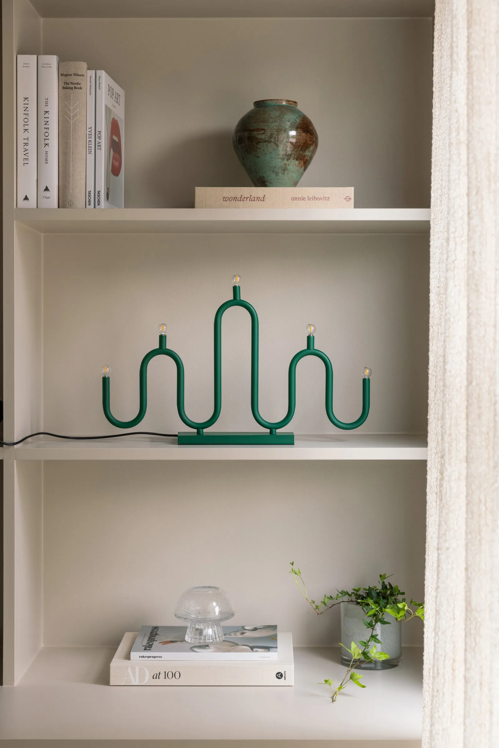 Noel 5 adventtikynttelikkö, Vihreä Globen Lighting