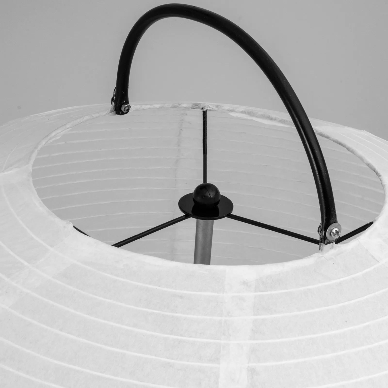 Osaka lattiavalaisin, Valkoinen Globen Lighting