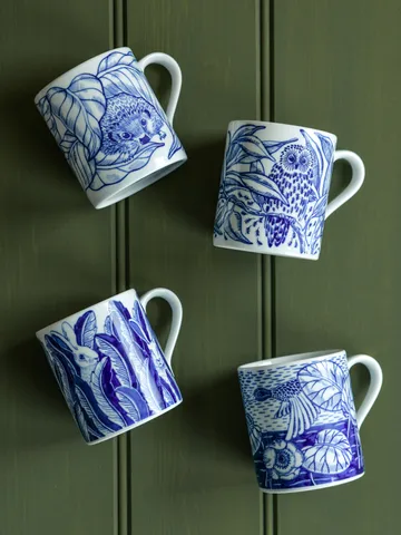 Hares in hiding -muki 35 cl - Sininen - Götefors Porslin