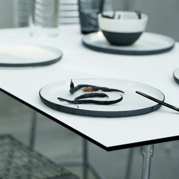 High Tech pöytä suorakaiteen muotoinen - Valkoinen-kuumasinkitty teline - Grythyttan Stålmöbler
