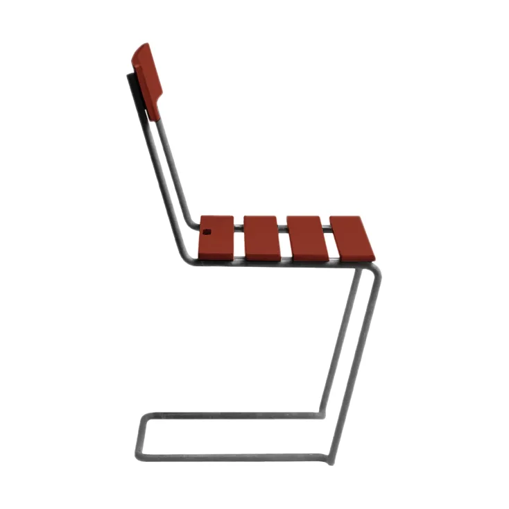 Tuoli 1, Tummanpunainen lakattu tammi lämpösinkitty runko Grythyttan Stålmöbler