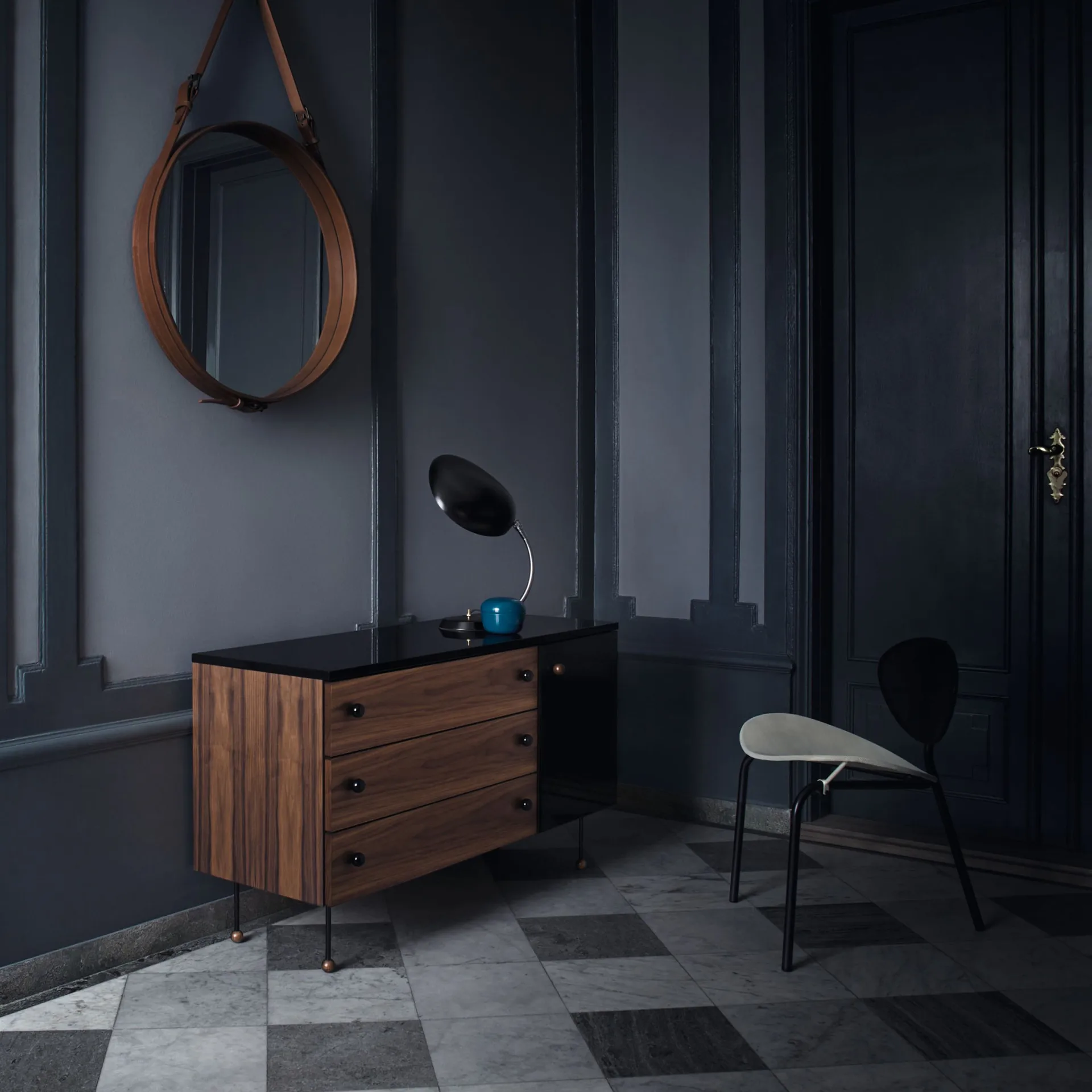 62 Dresser -lipasto, American walnut, 4 laatikkoa GUBI