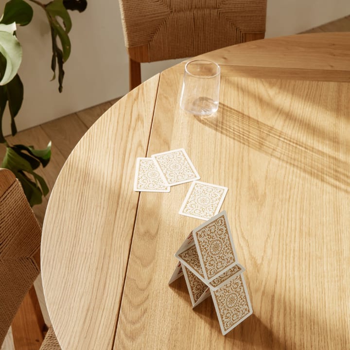 B-Table ruokapöytä, Oak matt lacqured GUBI