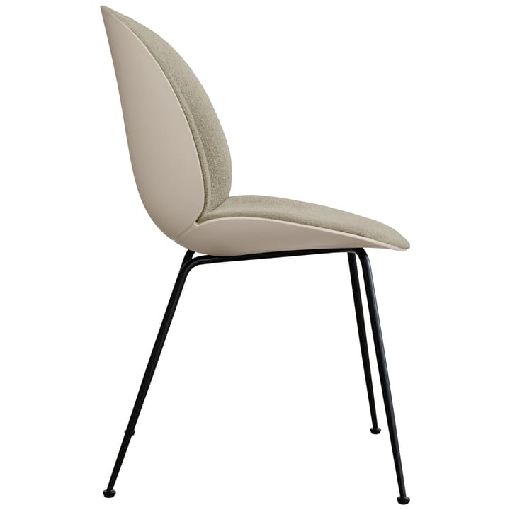 Beetle tuoli mustat jalat - New Beige-Light Bouclé 008 - Gubi