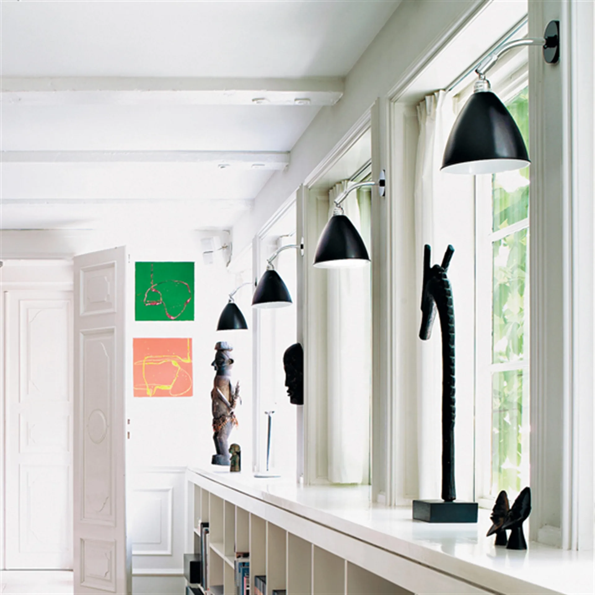 Bestlite BL7 seinävalaisin, musta-kromi GUBI