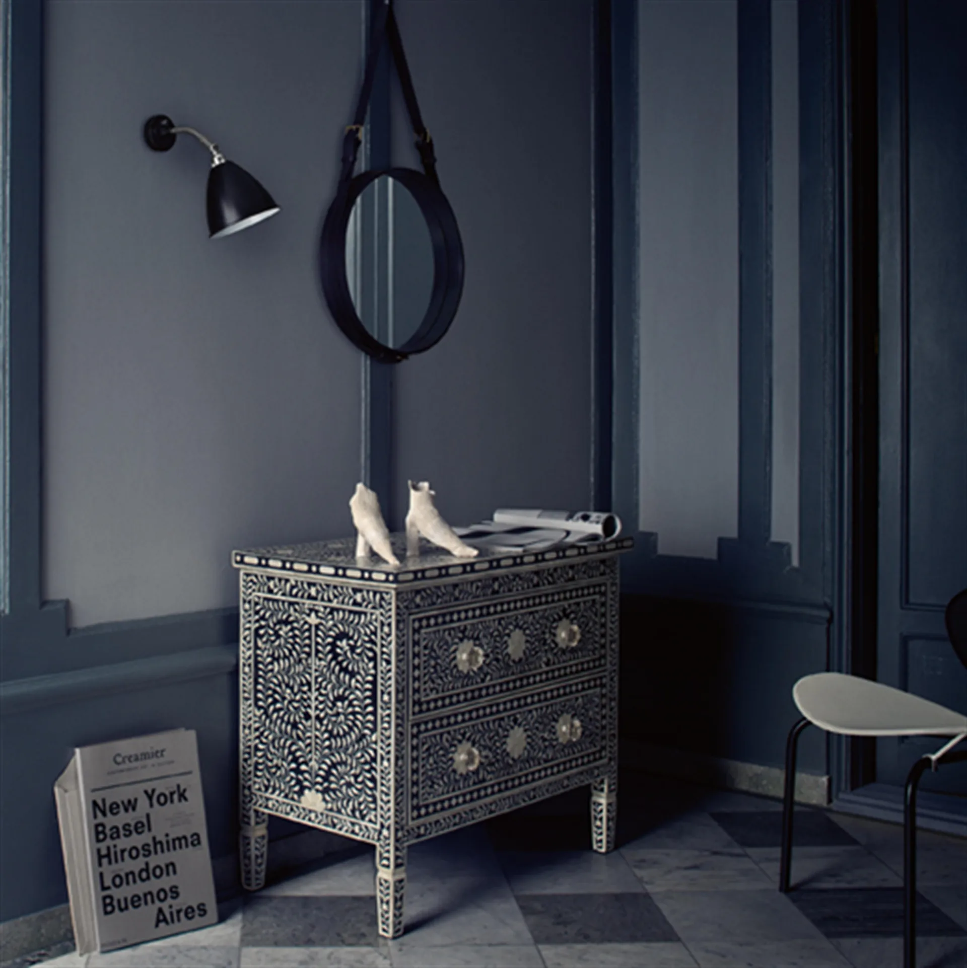 Bestlite BL7 seinävalaisin, musta-kromi GUBI