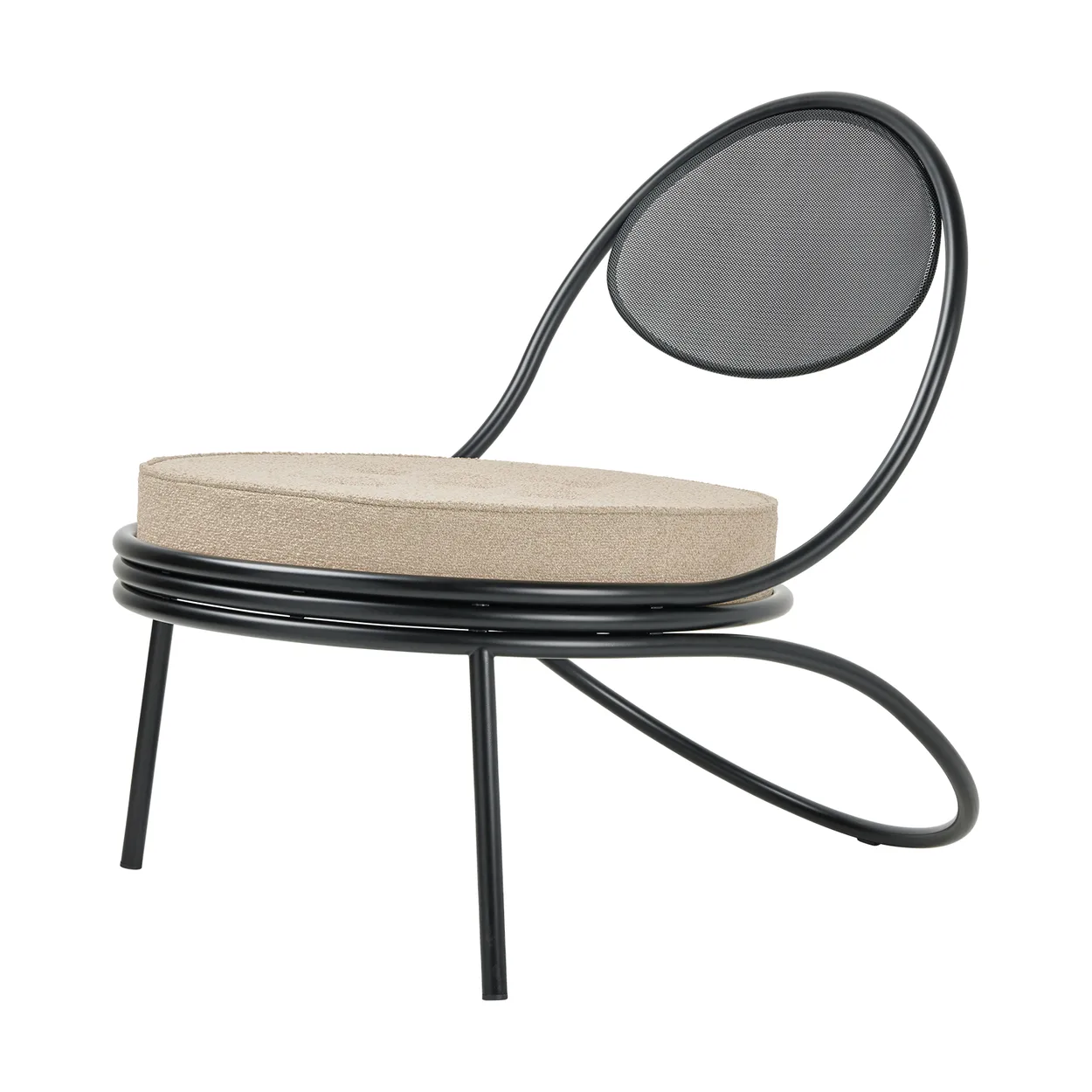GUBI Copacabana Outdoor Lounge Chair verhoiltu istuinosa Lorkey limonta 41-mustilla jaloilla
