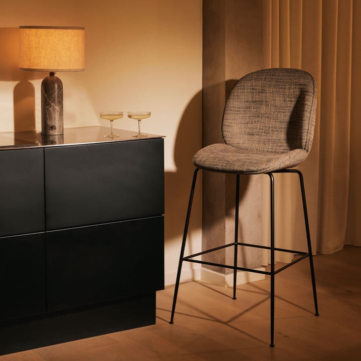 Gravity L pöytävalaisin, grey marble + valkoinen varjostin GUBI