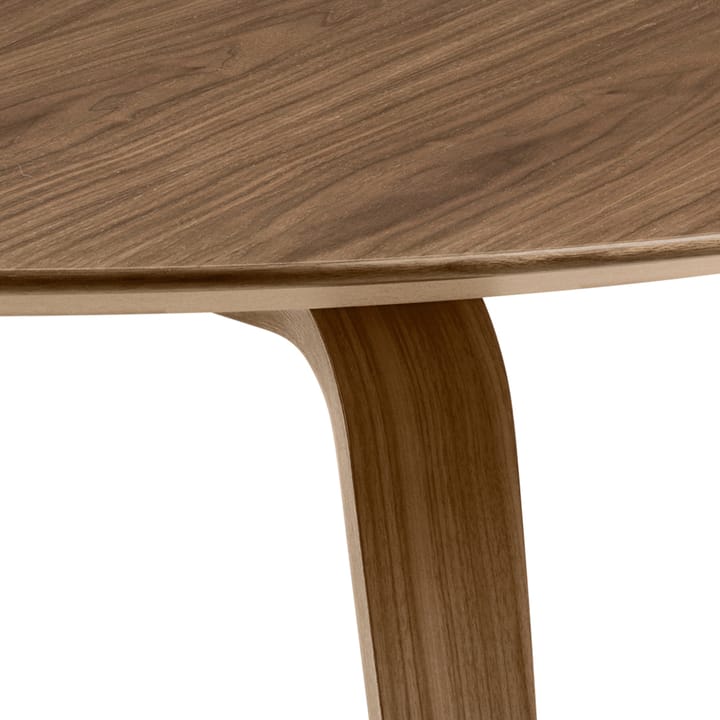 Gubi pyöreä ruokapöytä, American walnut GUBI