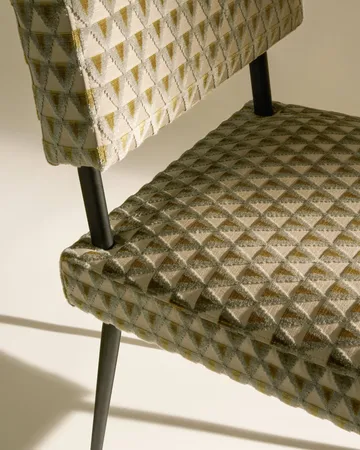 M-Chair tuoli - Amuleto 005-matta musta - GUBI