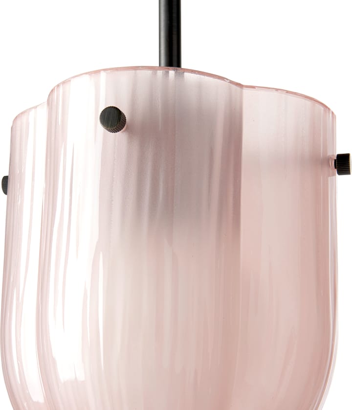 Seine riippuvalaisin Ø 17,2 cm, Brass-coral GUBI