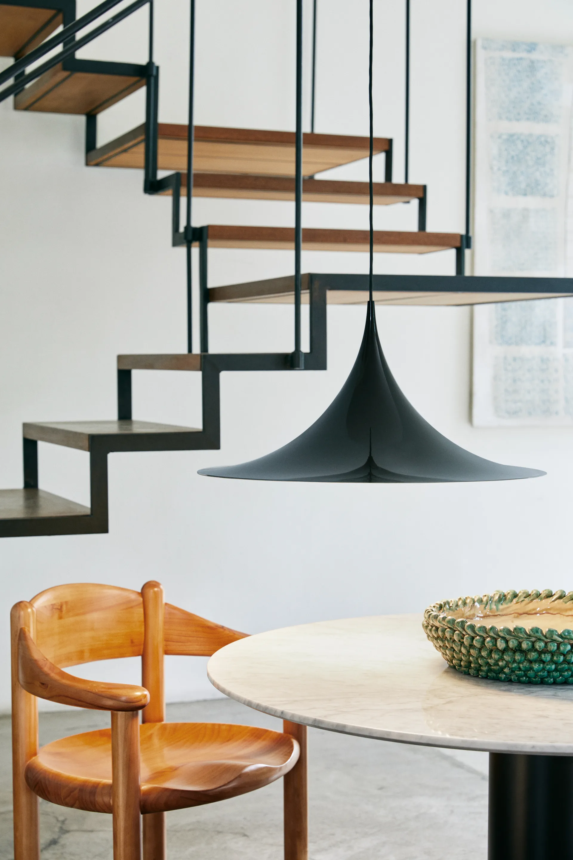 Semi valaisin Ø 60 cm, Dark cocoa glossy GUBI