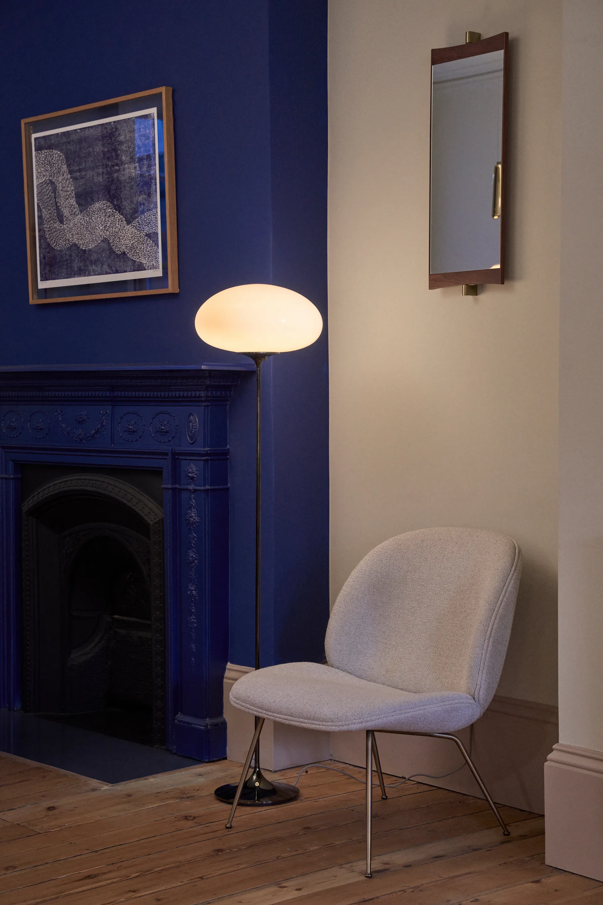 Stemlite lattiavalaisin, Black chrome-opaalilasi, 110 cm GUBI