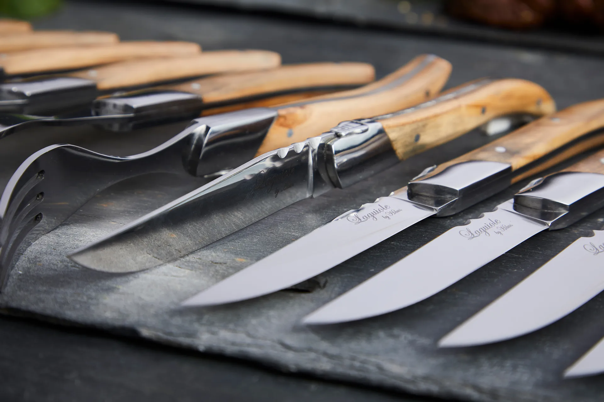 Laguiole by Hâws grilliveitset 12-osaa, oliivi Hâws