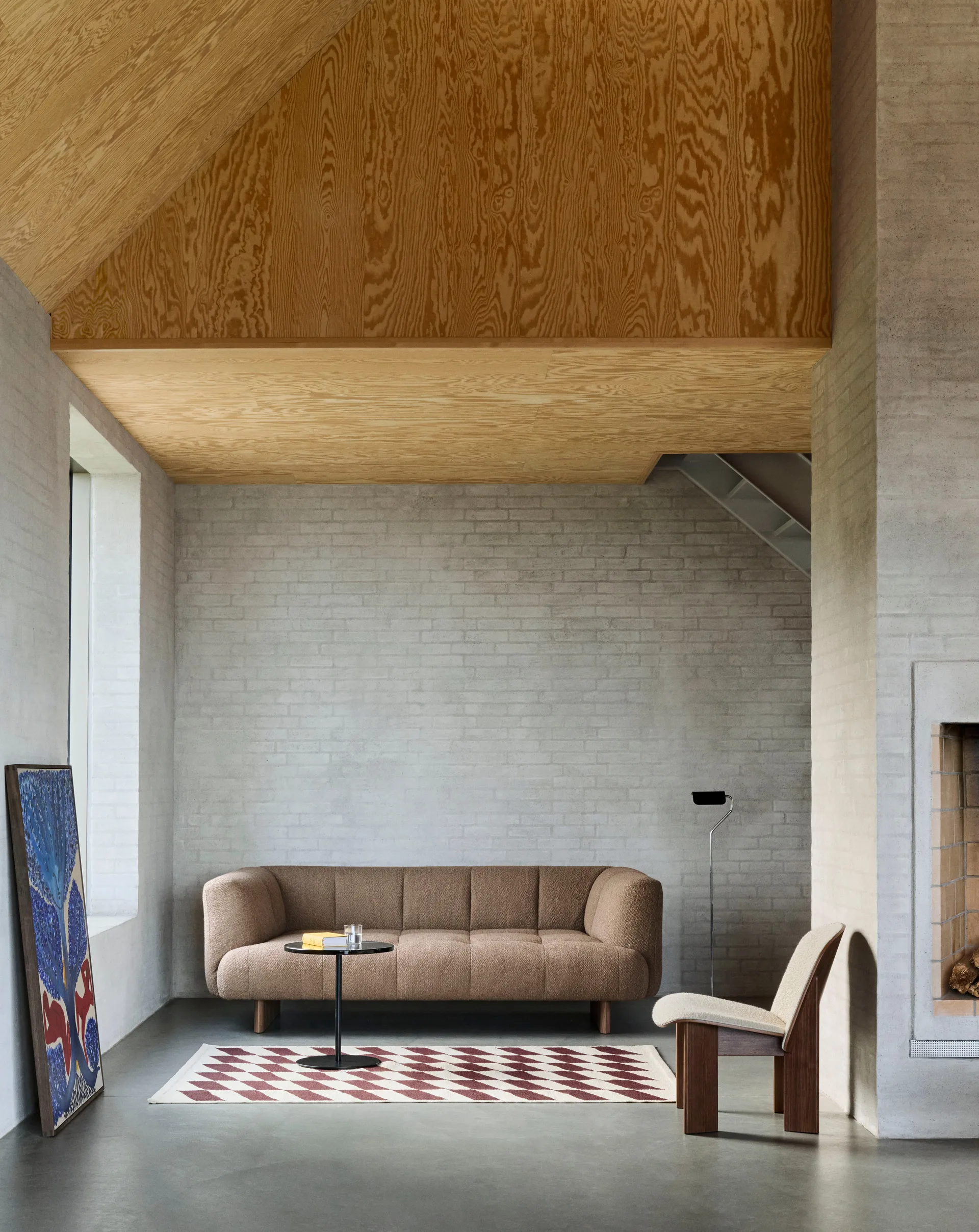 Apex lattiavalaisin, Iron black HAY